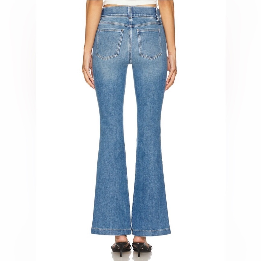 NWOT SPANX Kick Flare Stretch Jeans Stonewash Blue Size Medium Tall - Picture 4 of 16